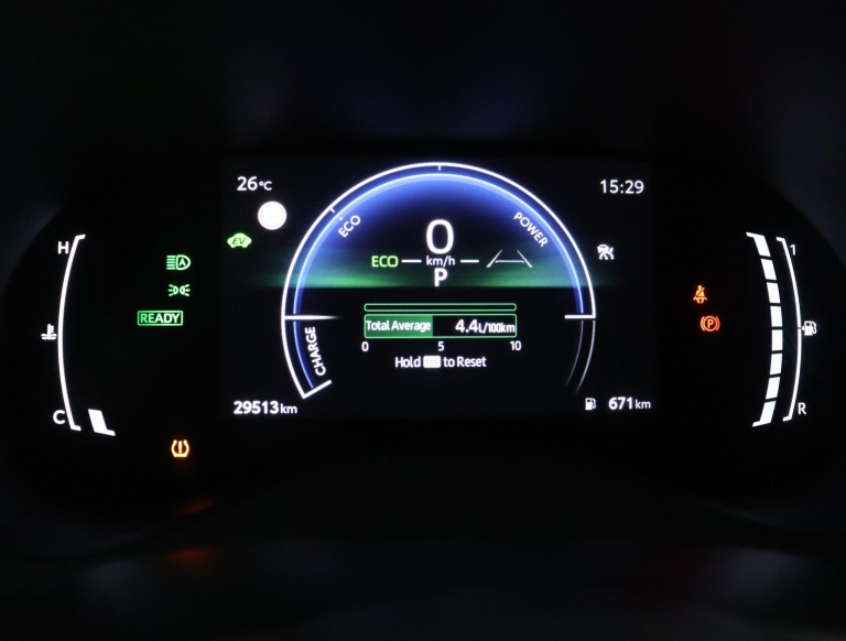 Toyota Yaris - 1.5 Hybrid 115 First Edition 6