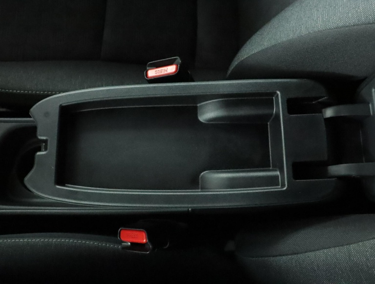 Toyota Yaris - 1.5 Hybrid 115 First Edition 61