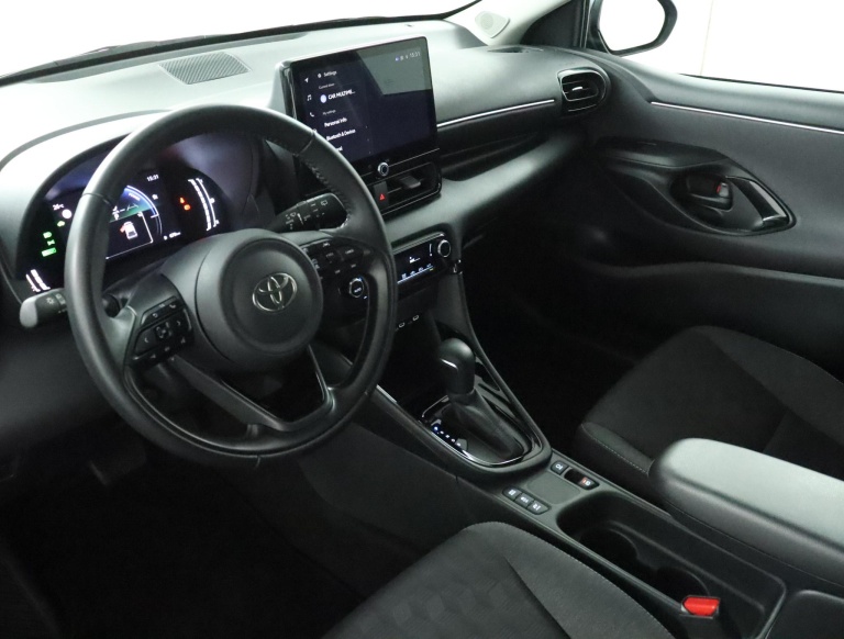 Toyota Yaris - 1.5 Hybrid 115 First Edition 62