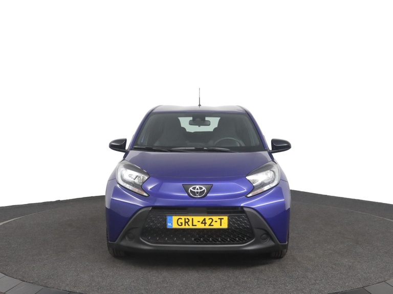 Toyota Aygo X - 1.0 VVT-i MT Play 16