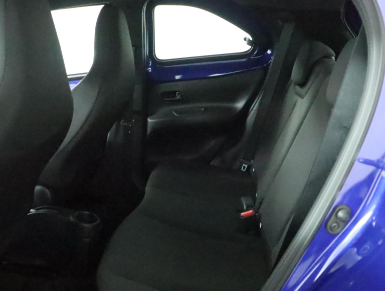 Toyota Aygo X - 1.0 VVT-i MT Play 18