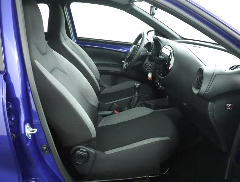 Toyota Aygo X - 1.0 VVT-i MT Play 22
