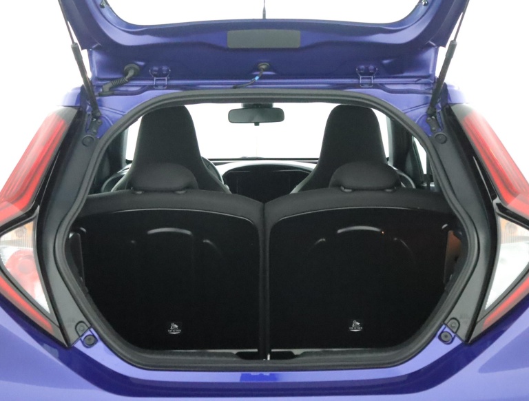 Toyota Aygo X - 1.0 VVT-i MT Play 24
