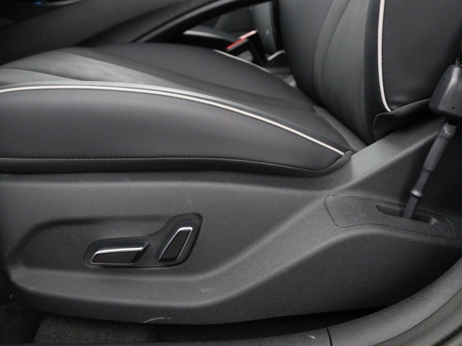 BYD DOLPHIN - Design 60.4 kWh