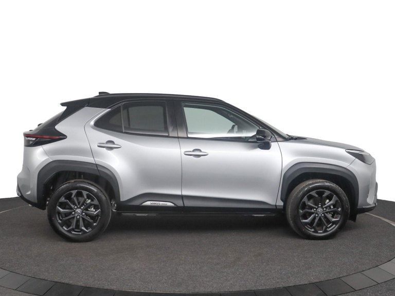 Toyota Yaris Cross - 1.5 Hybrid Explore 13
