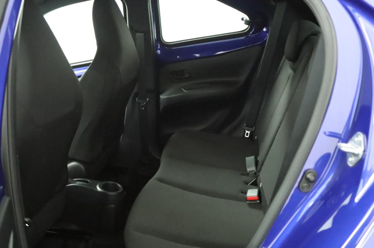 Toyota Aygo X - 1.0 VVT-i MT Play 17