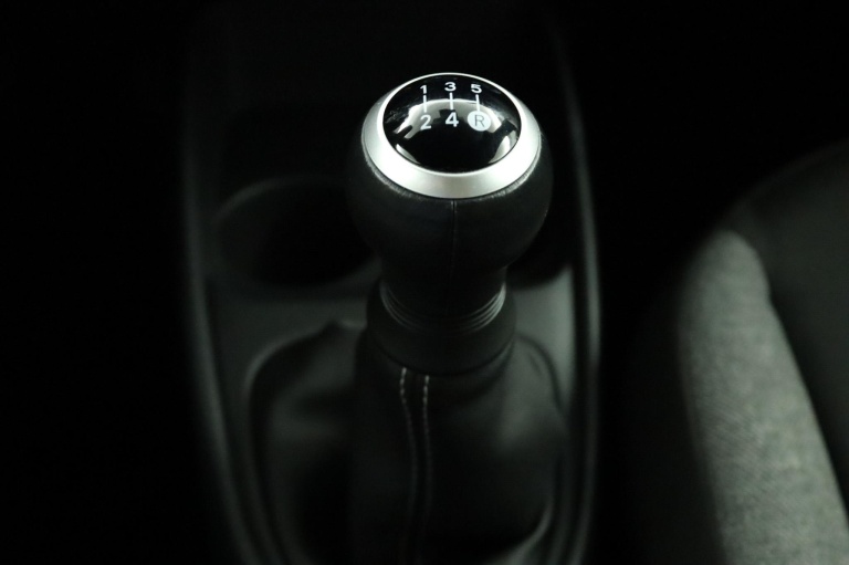 Toyota Aygo X - 1.0 VVT-i MT Play 26