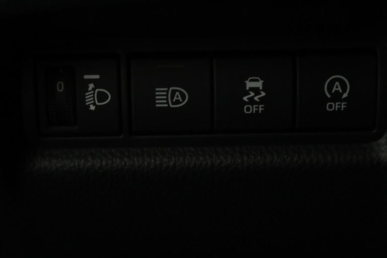 Toyota Aygo X - 1.0 VVT-i MT Play 28