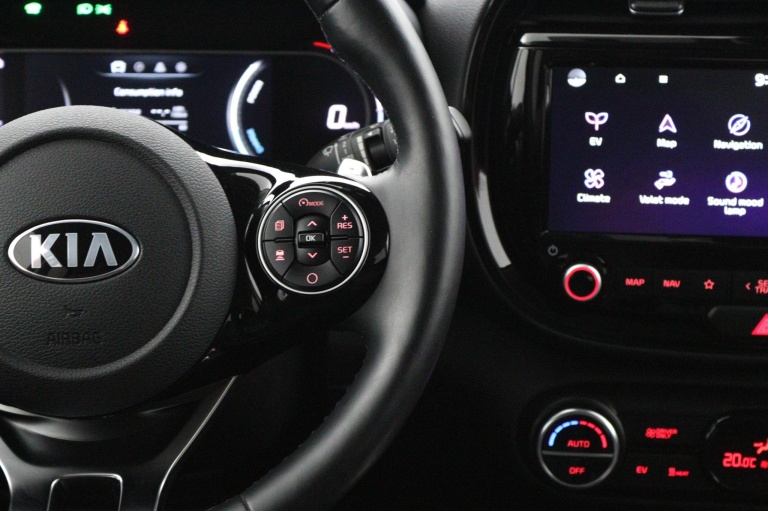 Kia e-Soul - ExecutiveLine 64 kWh 17