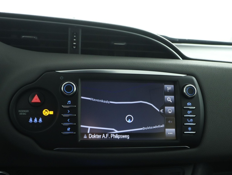 Toyota Yaris - 1.5 Hybrid Dynamic 29