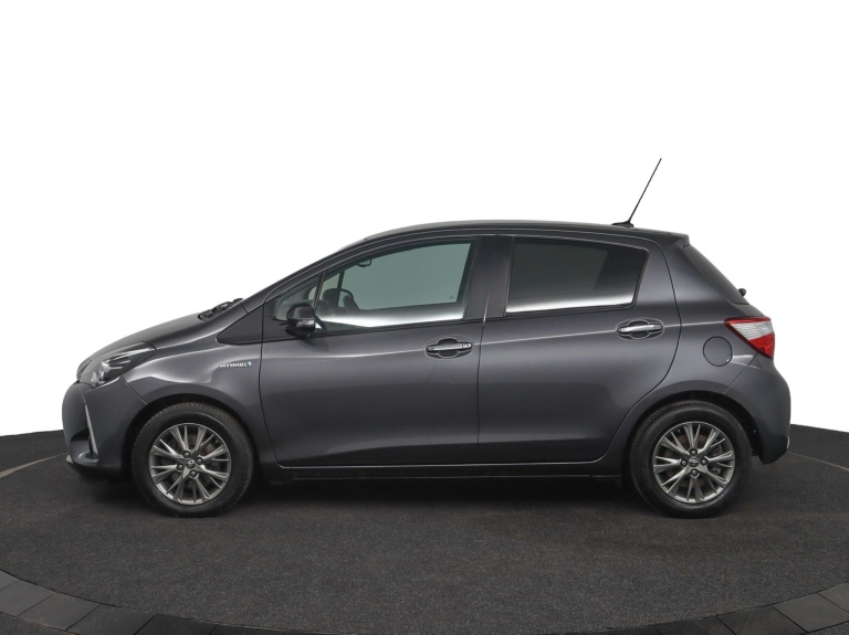 Toyota Yaris - 1.5 Hybrid Dynamic 3