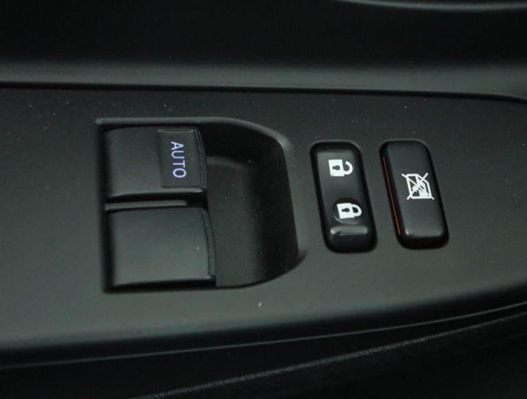 Toyota Yaris - 1.5 Hybrid Dynamic 30