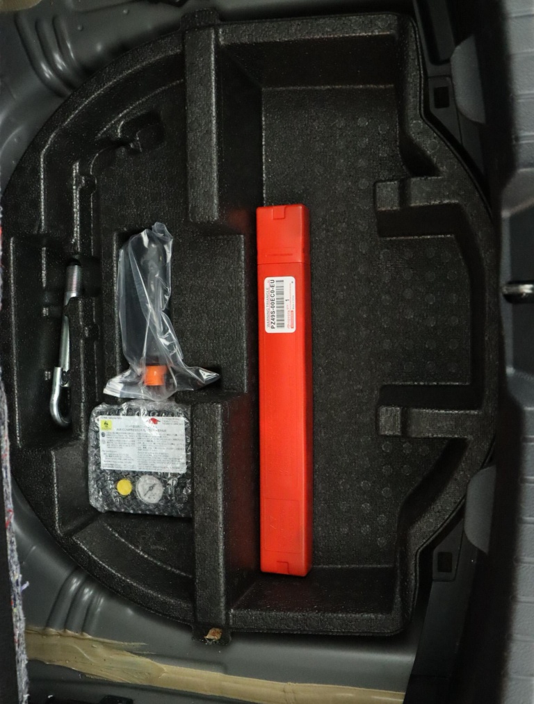 Toyota Yaris - 1.5 Hybrid Dynamic 35