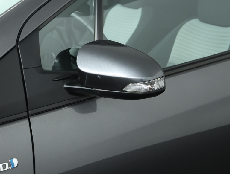 Toyota Yaris - 1.5 Hybrid Dynamic 38