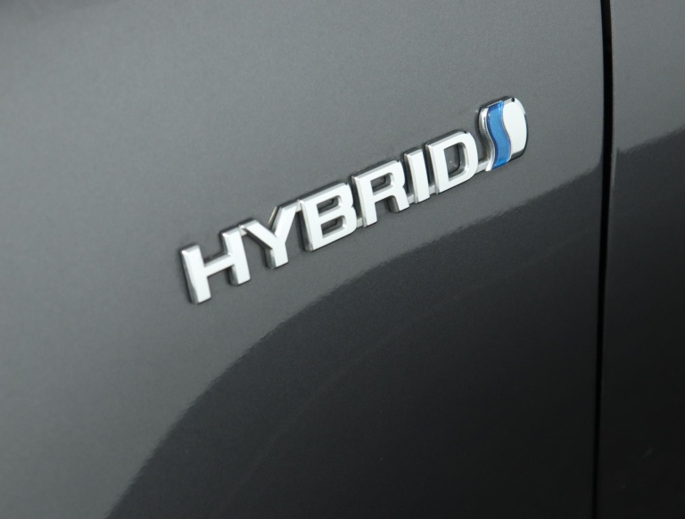 Toyota Yaris - 1.5 Hybrid Dynamic 42