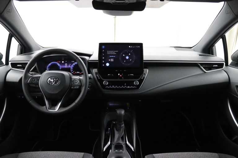 Toyota Corolla - Hybrid 180 Dynamic 12