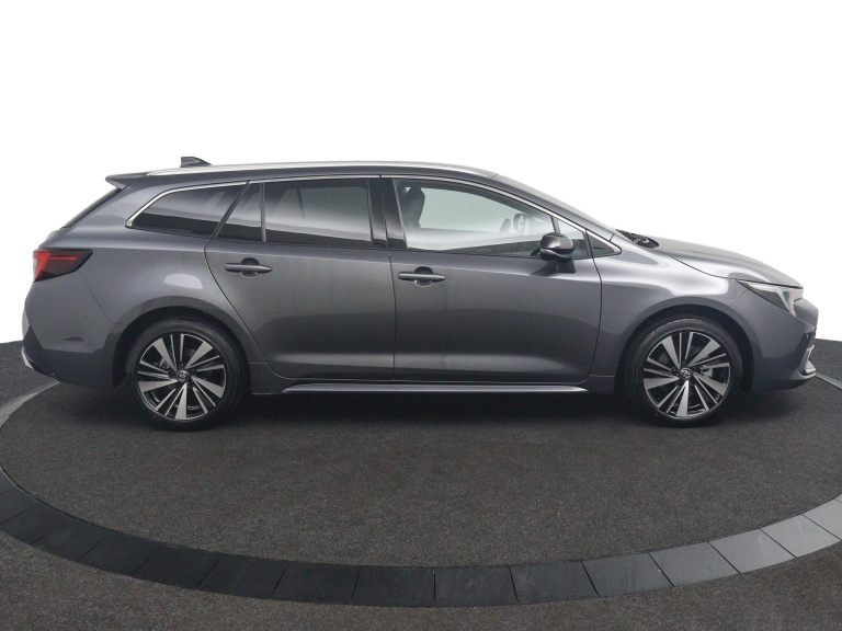 Toyota Corolla - Hybrid 180 Dynamic 6