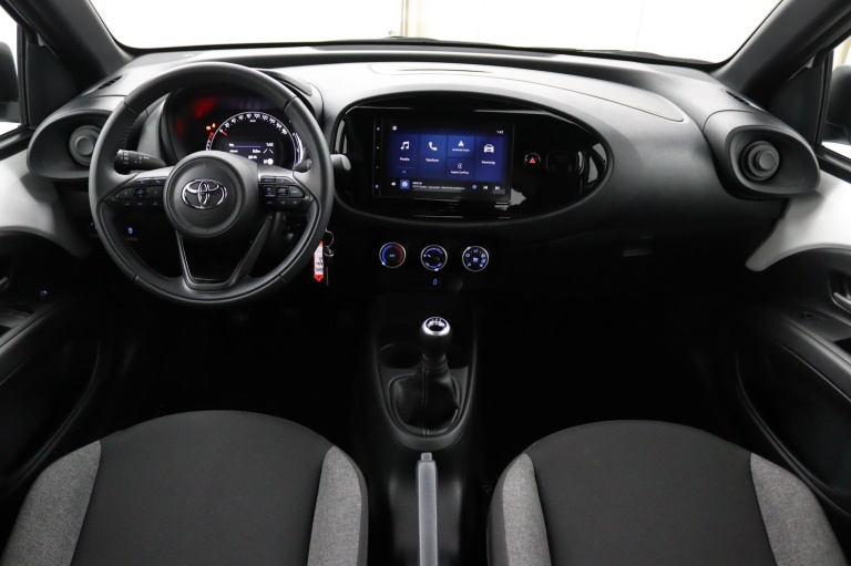 Toyota Aygo X - 1.0 VVT-i MT Play 11