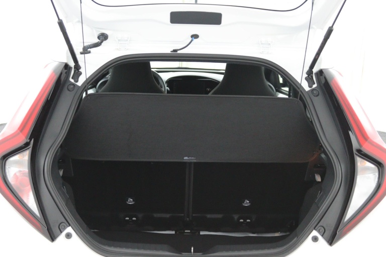 Toyota Aygo X - 1.0 VVT-i MT Play 24