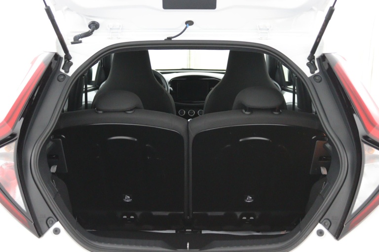 Toyota Aygo X - 1.0 VVT-i MT Play 25