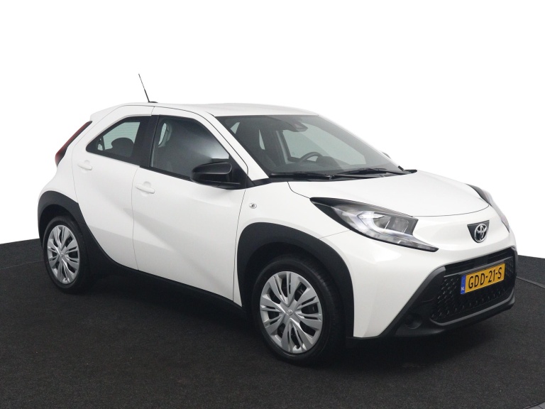 Toyota Aygo X - 1.0 VVT-i MT Play 3