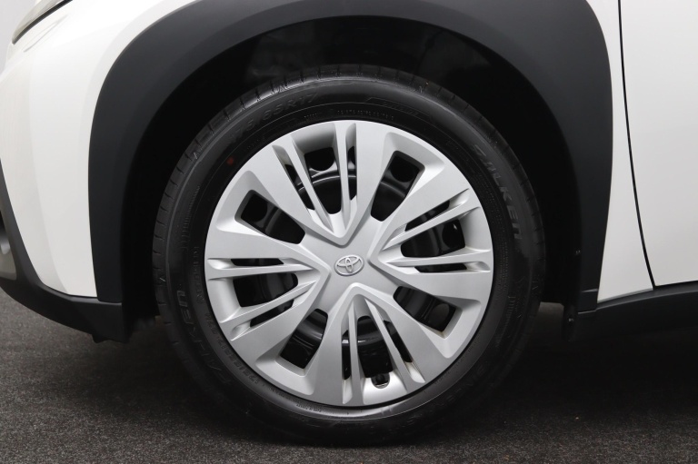 Toyota Aygo X - 1.0 VVT-i MT Play 34