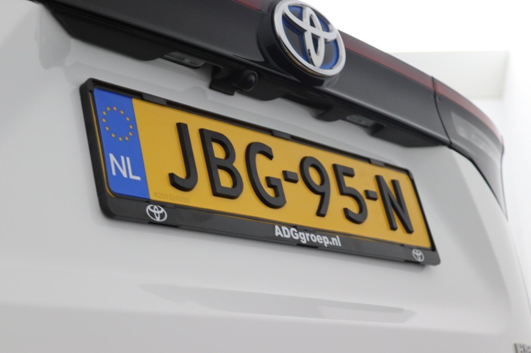Toyota Yaris Cross - 1.5 Hybrid Dynamic 45