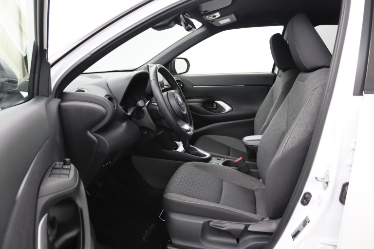 Toyota Yaris Cross - 1.5 Hybrid Dynamic 9