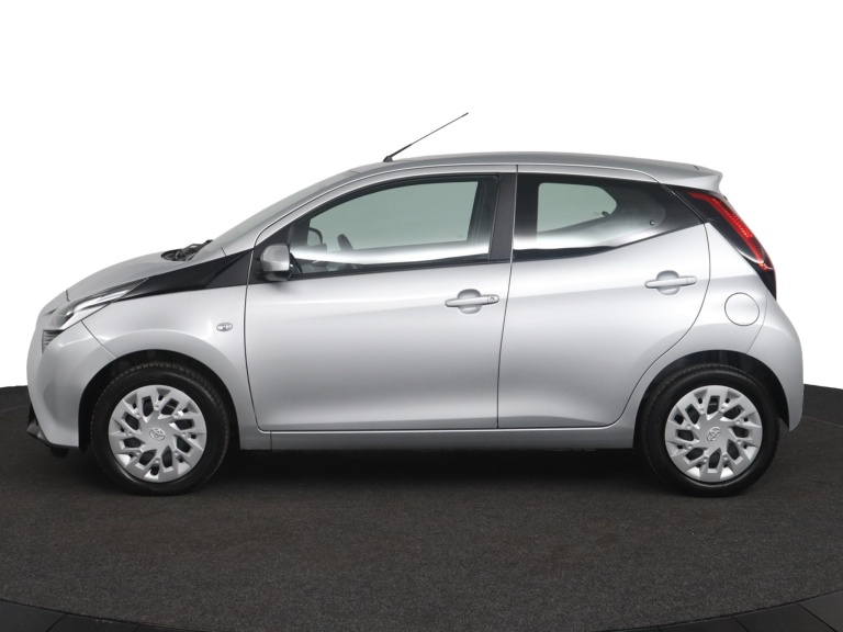 Toyota Aygo - 1.0 VVT-i x-play 3