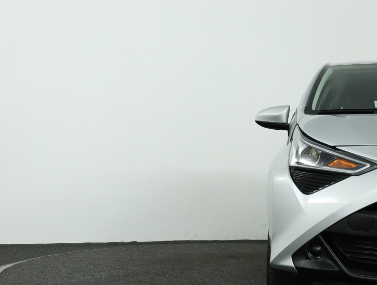 Toyota Aygo - 1.0 VVT-i x-play 34