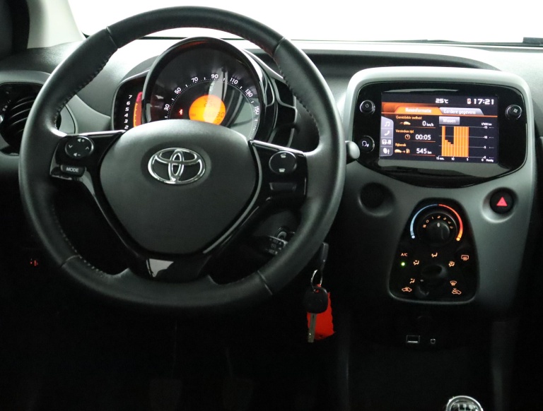 Toyota Aygo - 1.0 VVT-i x-play 52