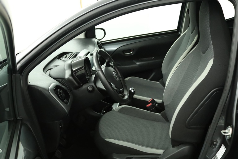 Toyota Aygo - 1.0 VVT-i x-play cabrio 17