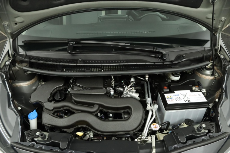 Toyota Aygo - 1.0 VVT-i x-play cabrio 33