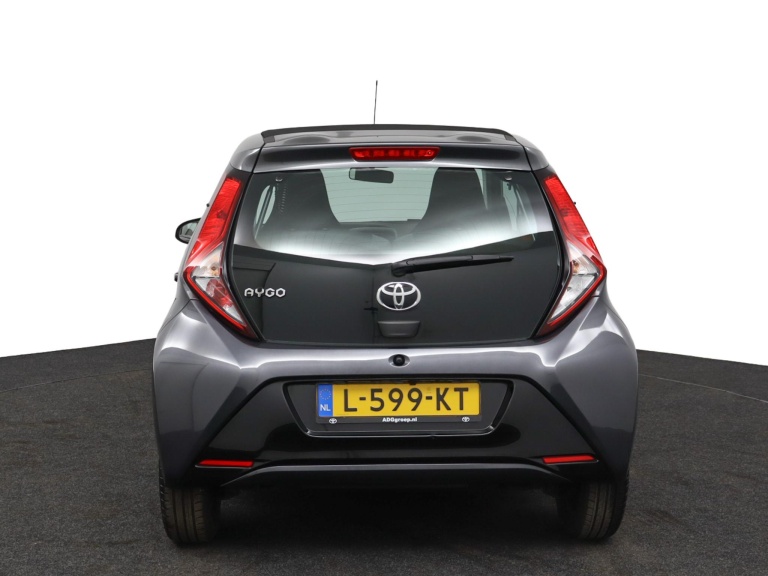 Toyota Aygo - 1.0 VVT-i x-play cabrio 53