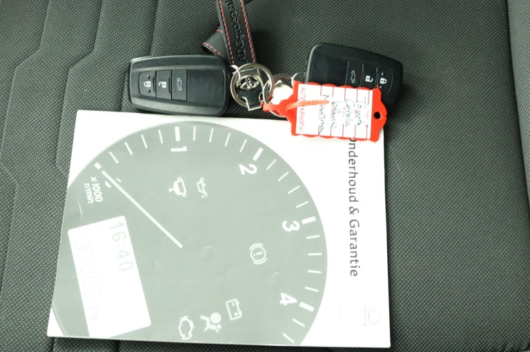 Toyota Corolla Touring Sports - 2.0 Hybrid Executive 11