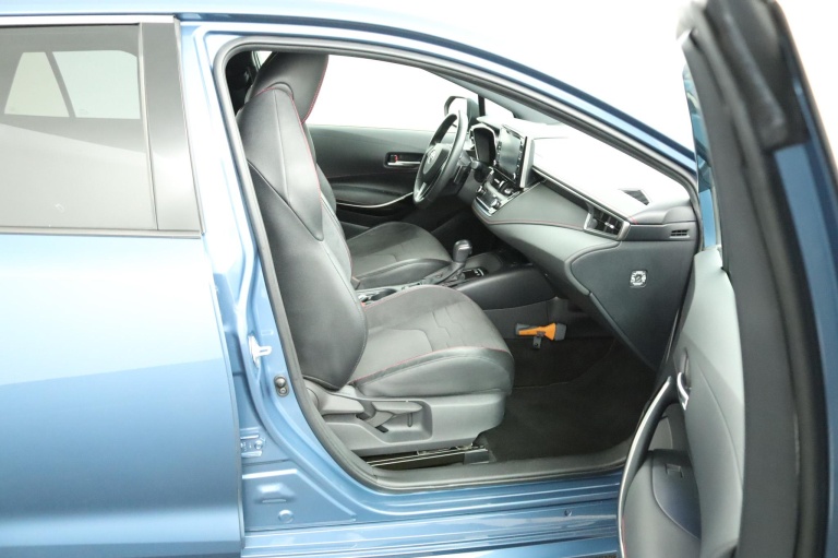 Toyota Corolla Touring Sports - 2.0 Hybrid Executive 22