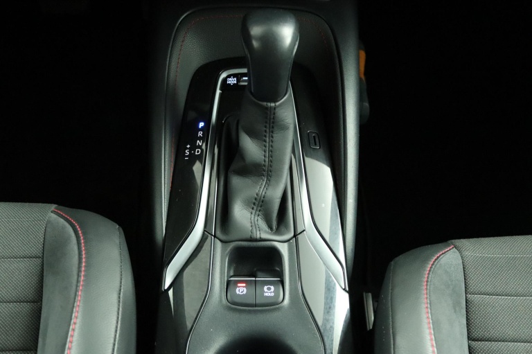 Toyota Corolla Touring Sports - 2.0 Hybrid Executive 27