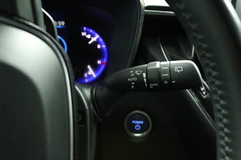 Toyota Corolla Touring Sports - 2.0 Hybrid Executive 32