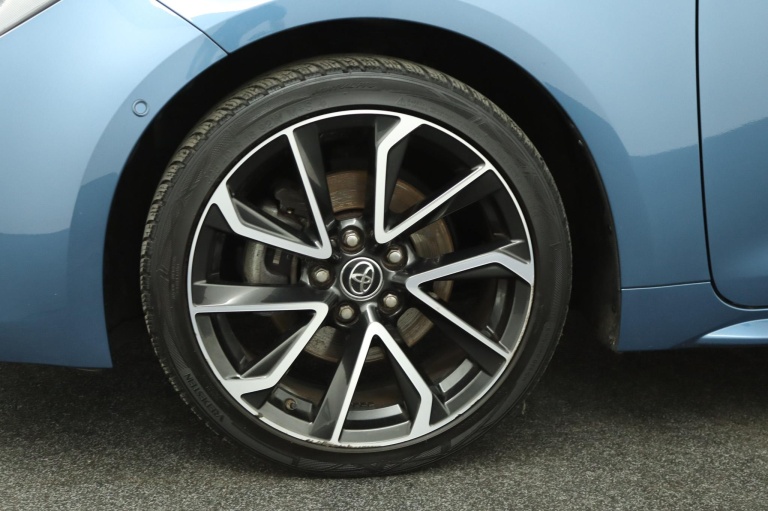 Toyota Corolla Touring Sports - 2.0 Hybrid Executive 37