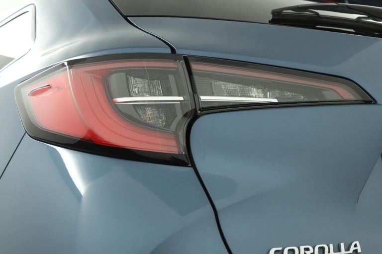 Toyota Corolla Touring Sports - 2.0 Hybrid Executive 39