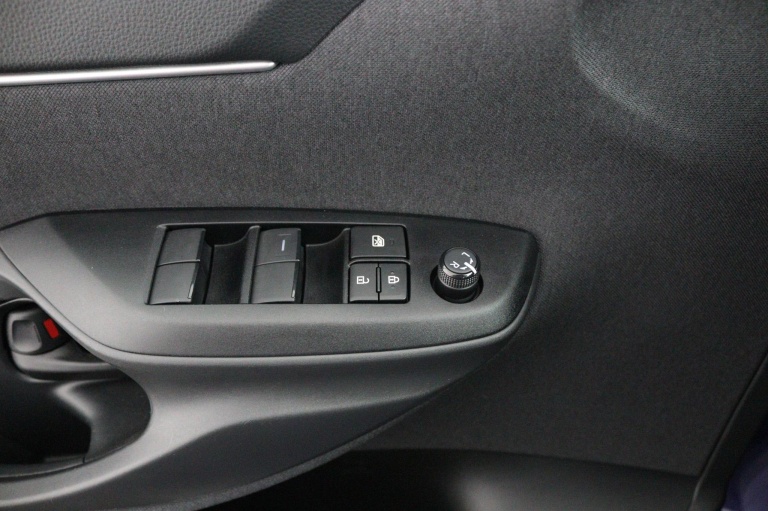Toyota Yaris Cross - 1.5 Hybrid 115 First Edition 28