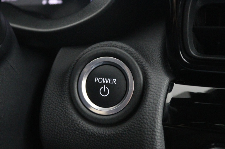 Toyota Yaris Cross - 1.5 Hybrid 115 First Edition 38