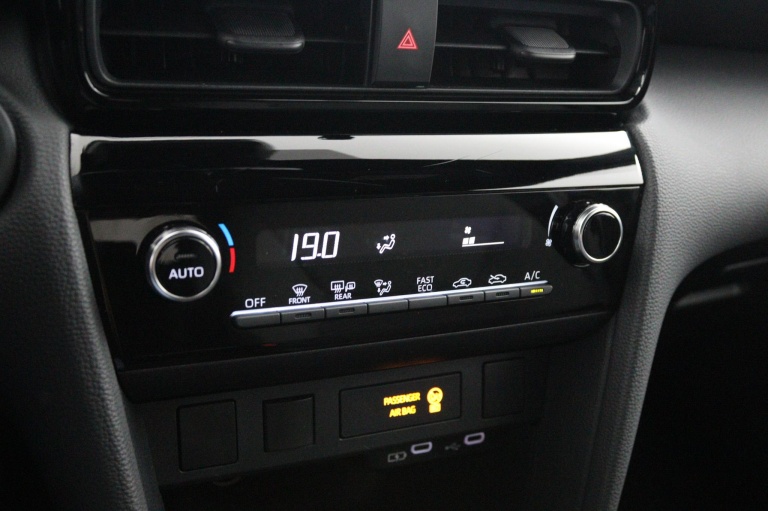 Toyota Yaris Cross - 1.5 Hybrid 115 First Edition 7