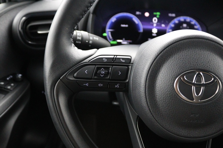 Toyota Yaris - 1.5 Hybrid 130 Executive 19