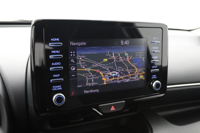 Toyota Yaris - 1.5 Hybrid Dynamic 27