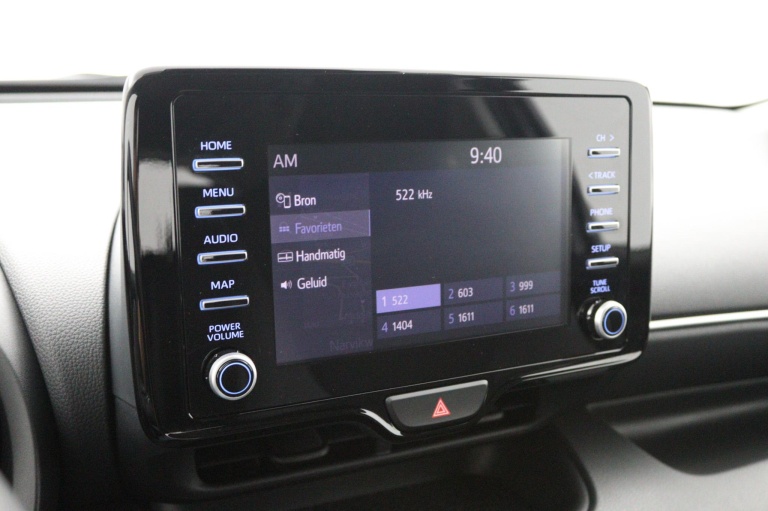 Toyota Yaris - 1.5 Hybrid Dynamic 41