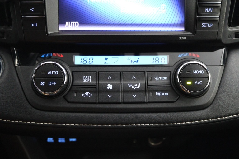Toyota RAV4 - 2.5 Hybrid Style 7