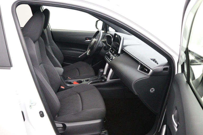Toyota Corolla Cross - Hybrid 140 Style 22