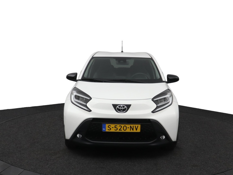 Toyota Aygo X - 1.0 VVT-i S-CVT Automaat First 16