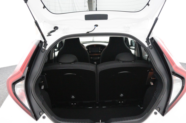 Toyota Aygo X - 1.0 VVT-i S-CVT Automaat First 24